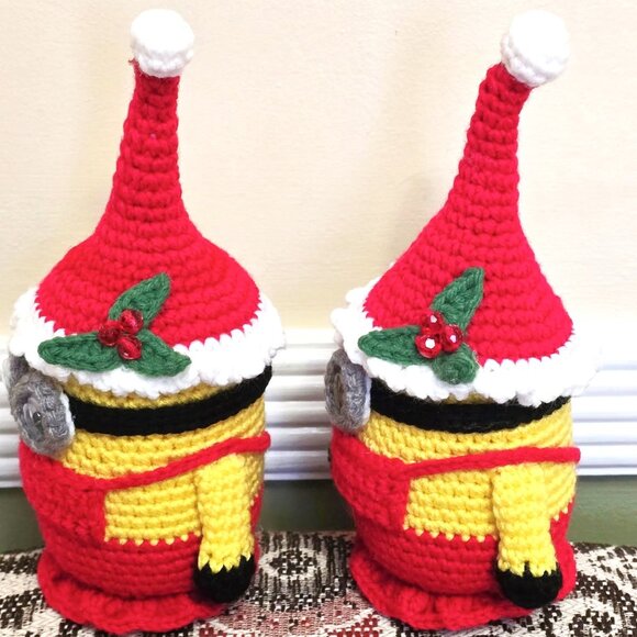 Handmade argumi crochet minion, tabletop minion, crochet minion One EYE is Avail - Picture 3 of 4